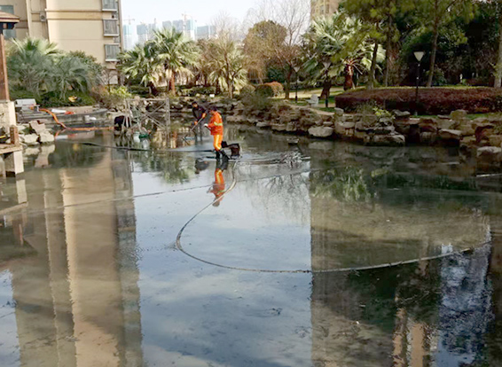 凤山景观池淤泥清理